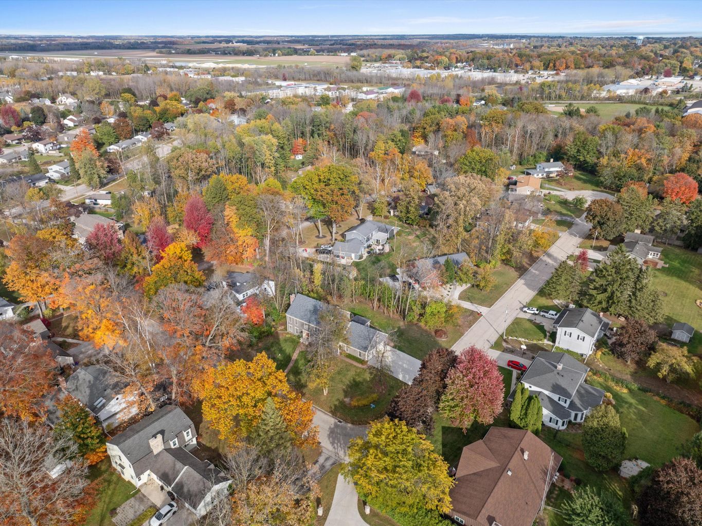 Manitowoc, Wisconsin, 54220, United States, 4 Bedrooms Bedrooms, ,4 BathroomsBathrooms,Residential,For Sale,1982773