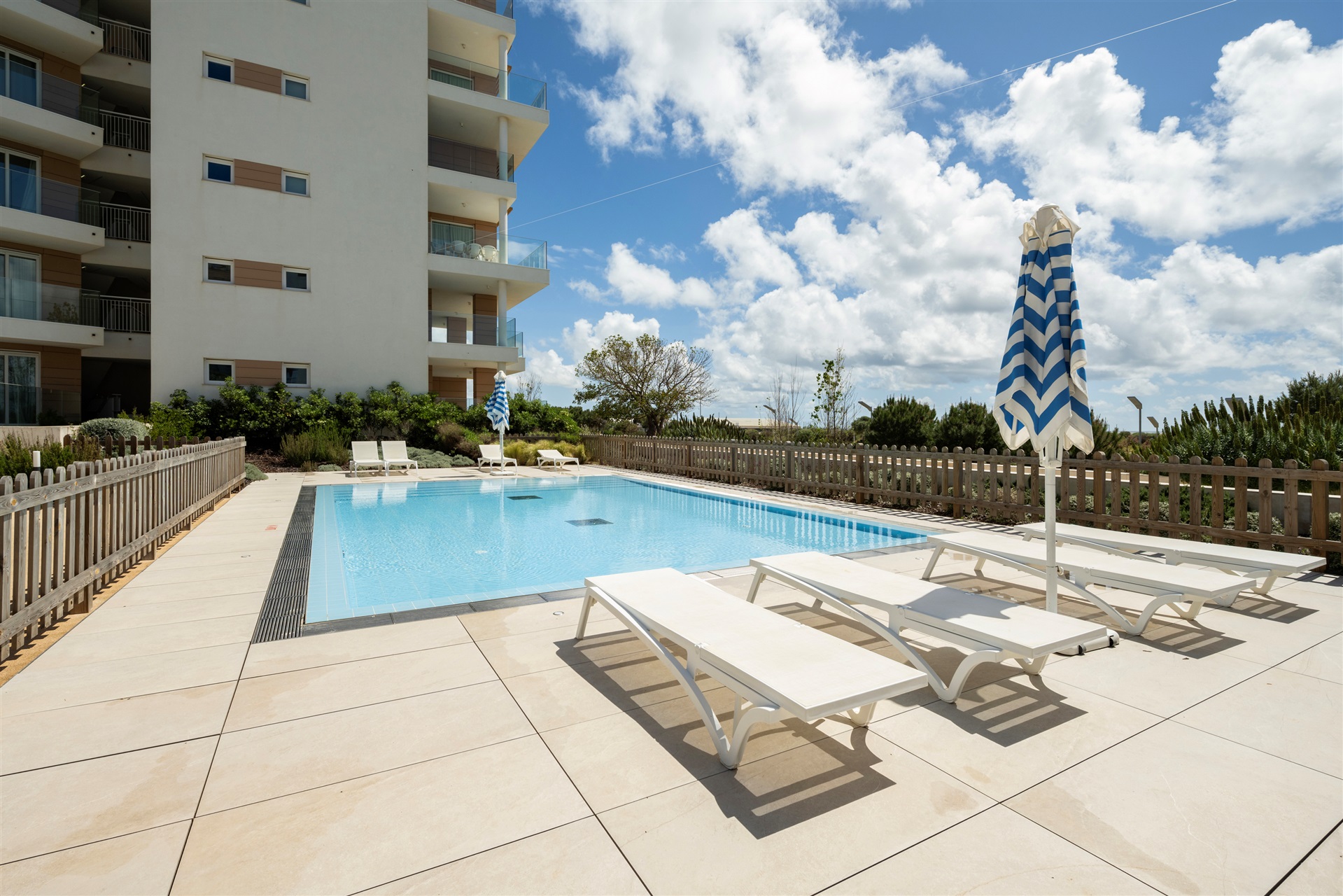  Flat, 2 bedrooms, for Sale - 物件實景