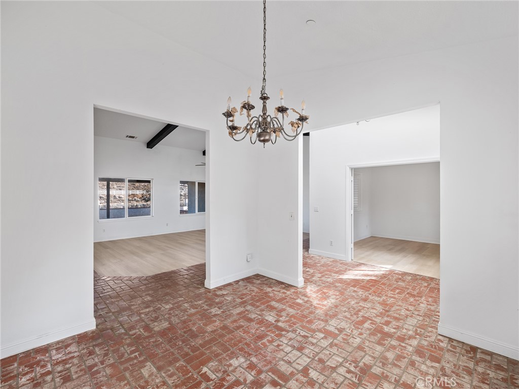 Hesperia, California, 92344, United States, 5 Bedrooms Bedrooms, ,3 BathroomsBathrooms,Residential,For Sale,1996826