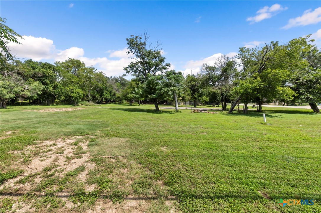 Bishop St, San Marcos, TX 78666