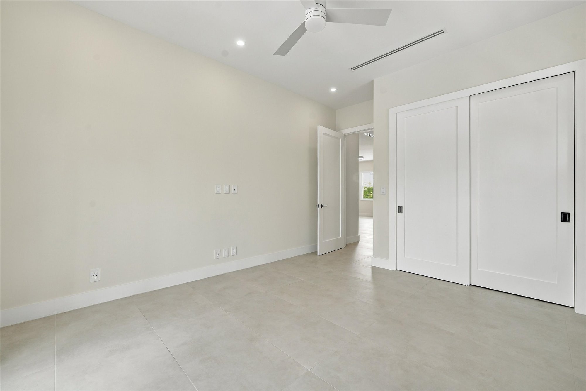  7 Windsor Lakes, Adelaide, NP - 物件實景