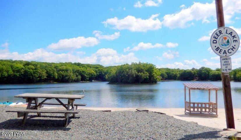 Lake Ariel, Pennsylvania, 18436, United States, 6 Bedrooms Bedrooms, ,4 BathroomsBathrooms,Residential,For Sale,2005698