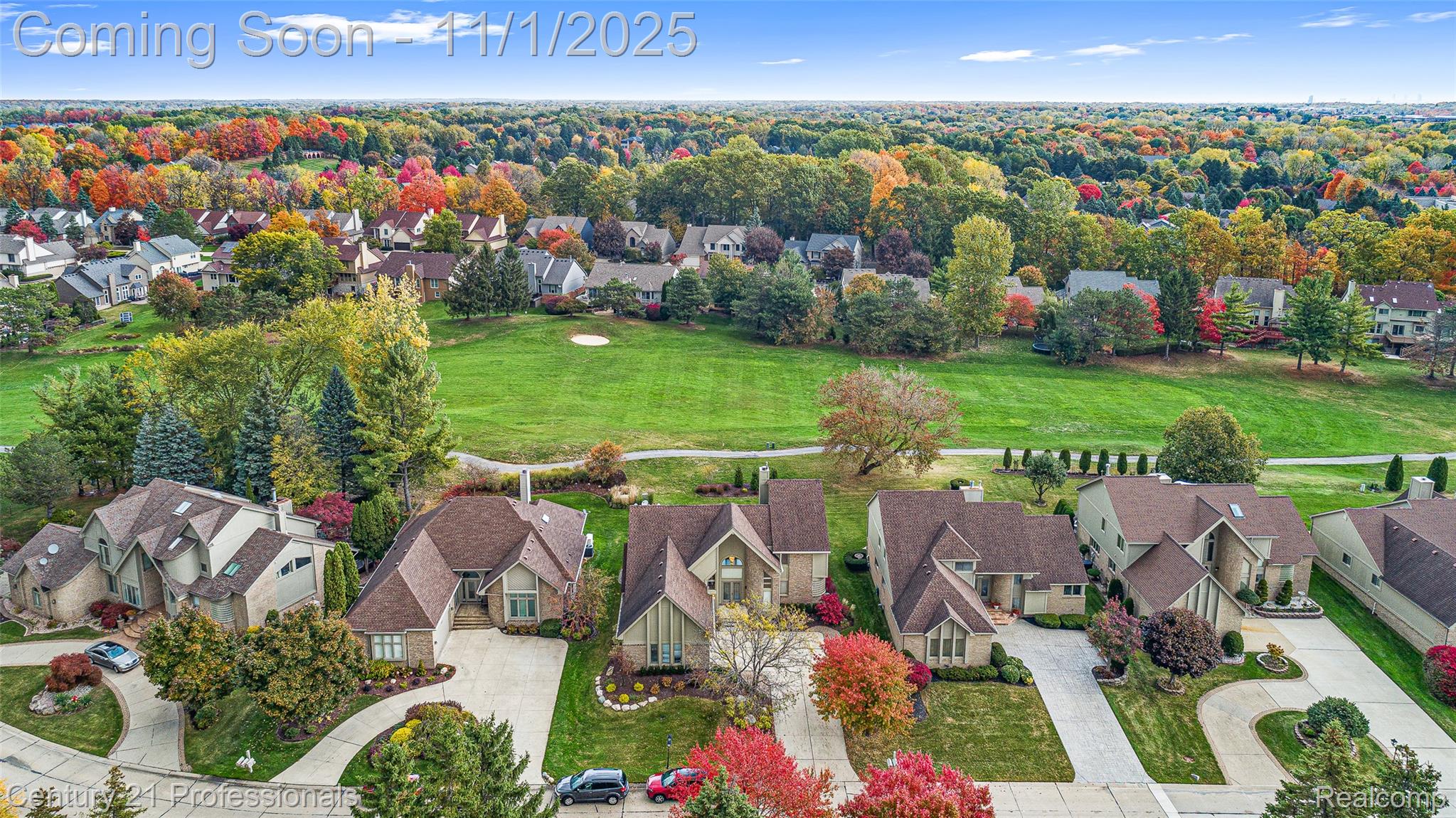 FarmingtonHills, Michigan, 48331, United States, 3 Bedrooms Bedrooms, ,3 BathroomsBathrooms,Residential,For Sale,1983371