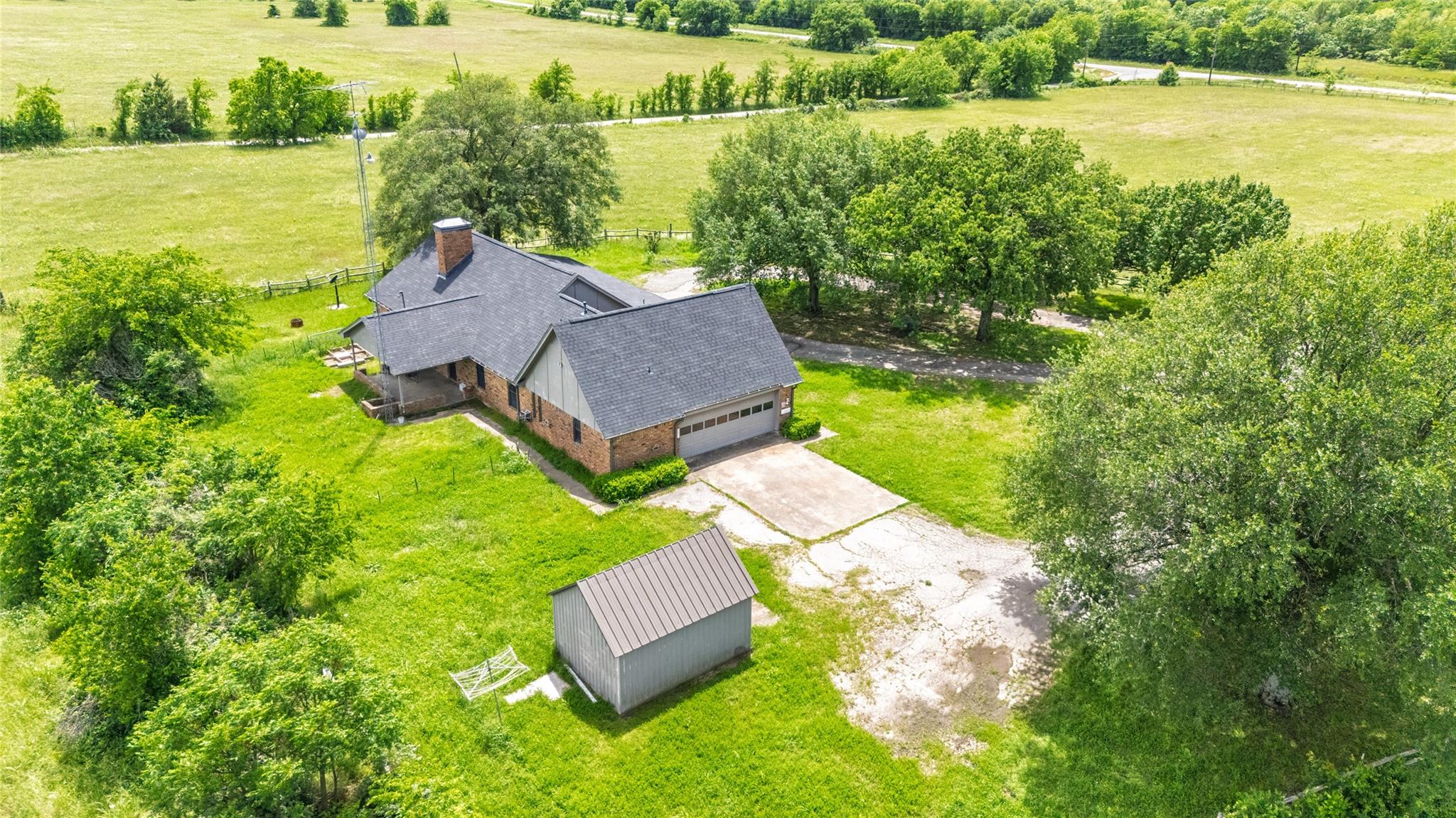 Campbell, Texas, 75422, United States, 3 Bedrooms Bedrooms, ,2 BathroomsBathrooms,Residential,For Sale,2048181