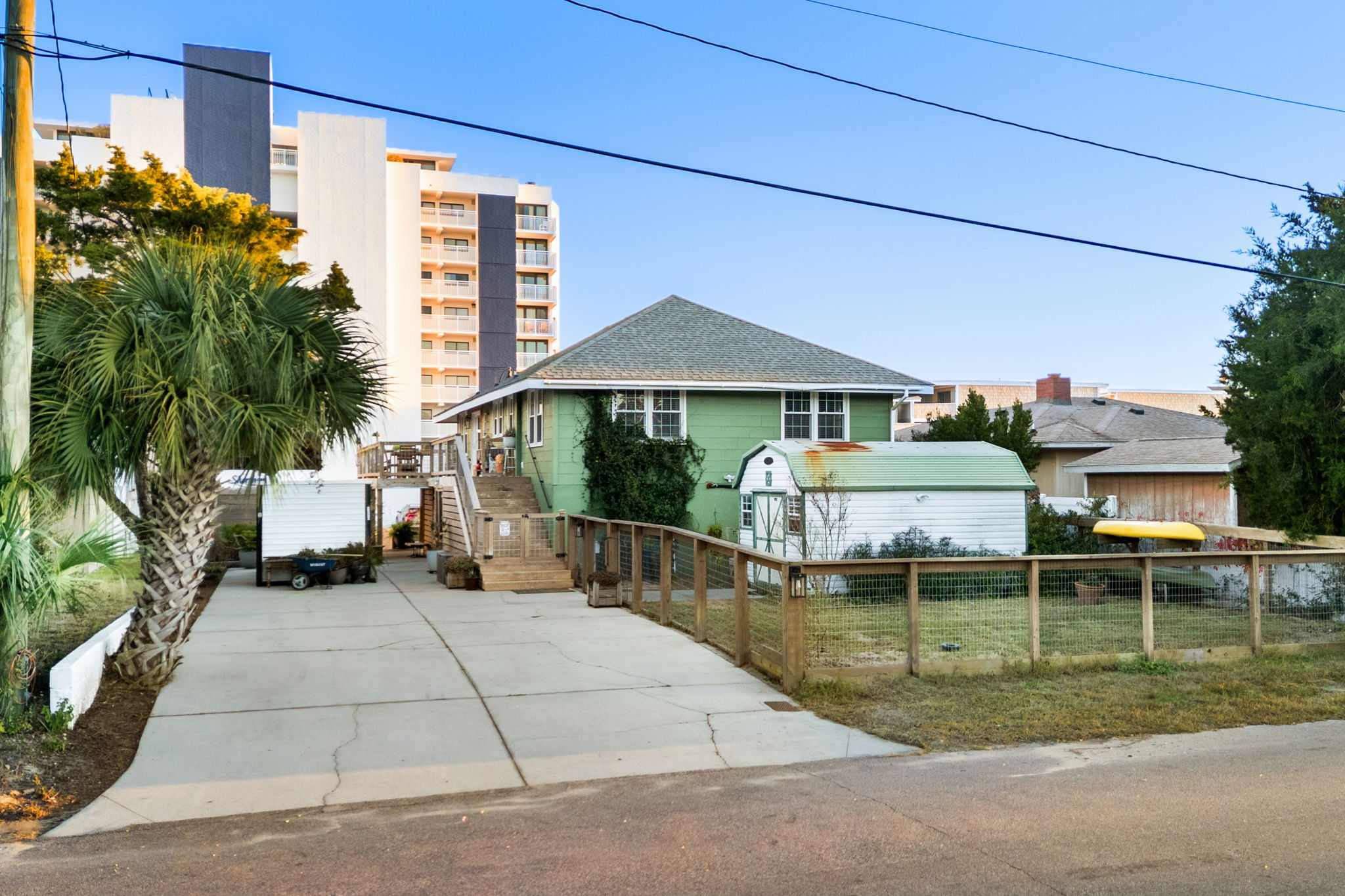 North Myrtle Beach, South Carolina, 29582, United States, 6 Bedrooms Bedrooms, ,3 BathroomsBathrooms,Residential,For Sale,1994221