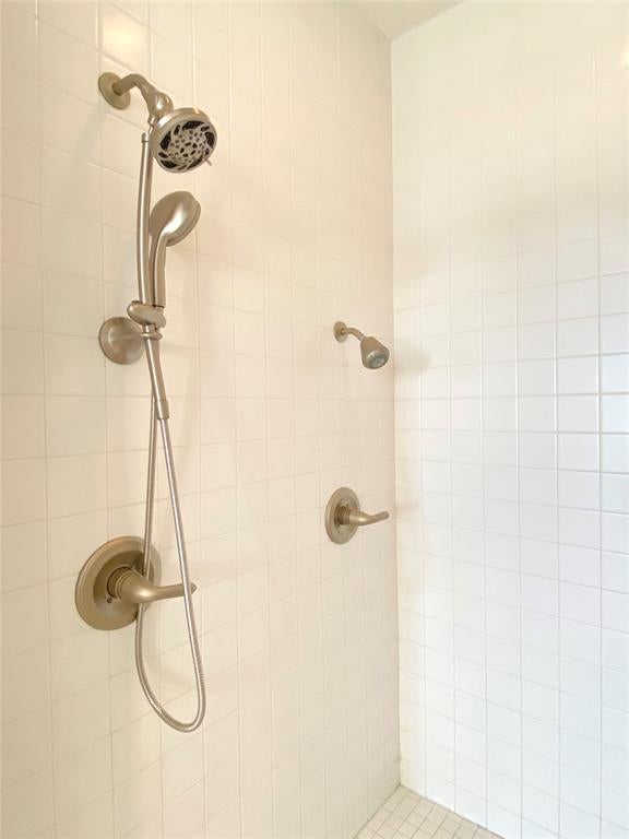 1757 Seaside Drive, Galveston, Texas, 77550, United States, 6 Bedrooms Bedrooms, ,6 BathroomsBathrooms,Residential,For Sale,1757 Seaside Drive,1628468