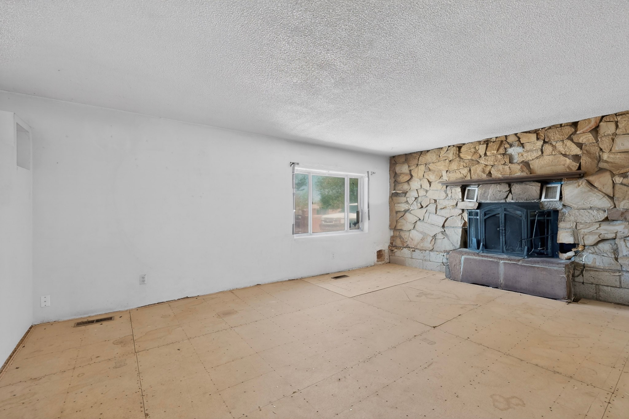  1311 Saint Francis Drive - 物件實景