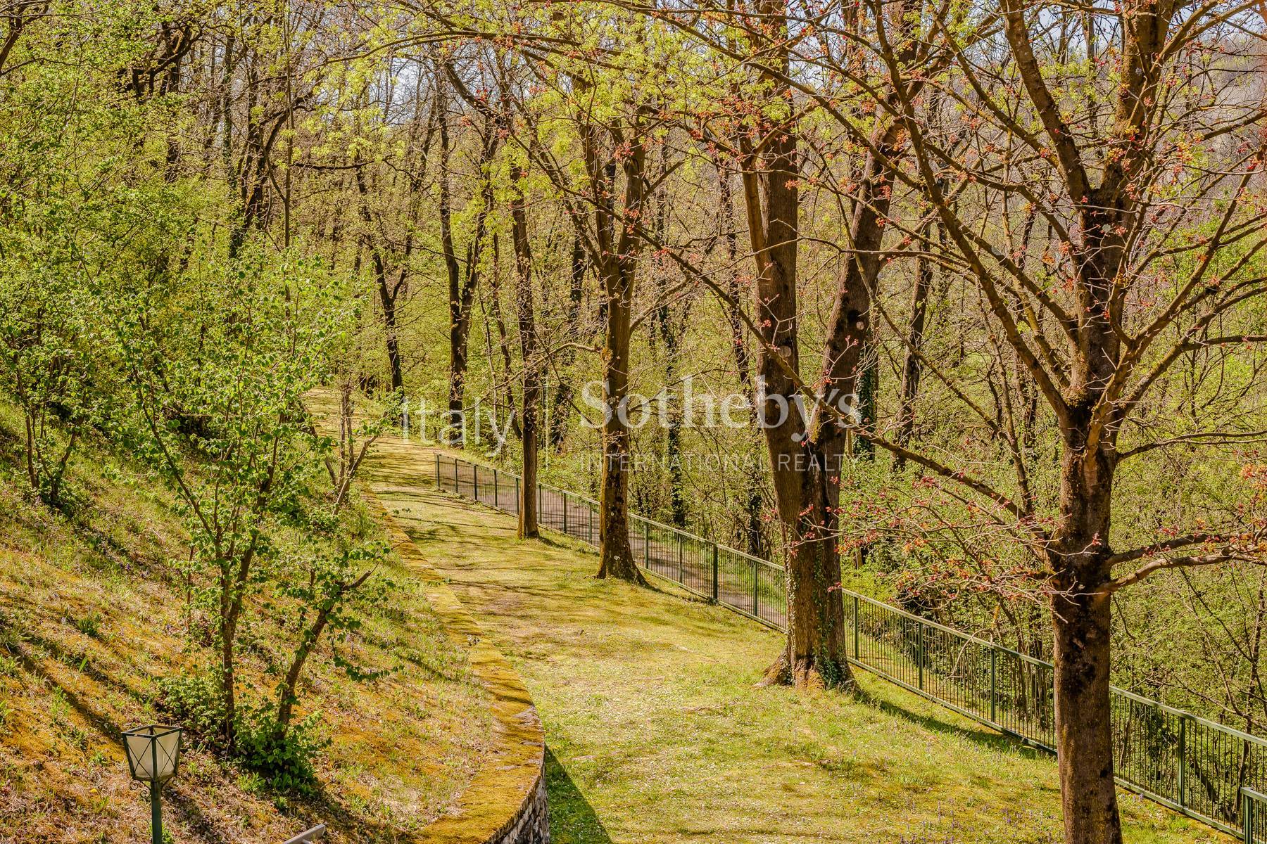  Waterfront villa with private park on Lake Avigliana - 物件實景