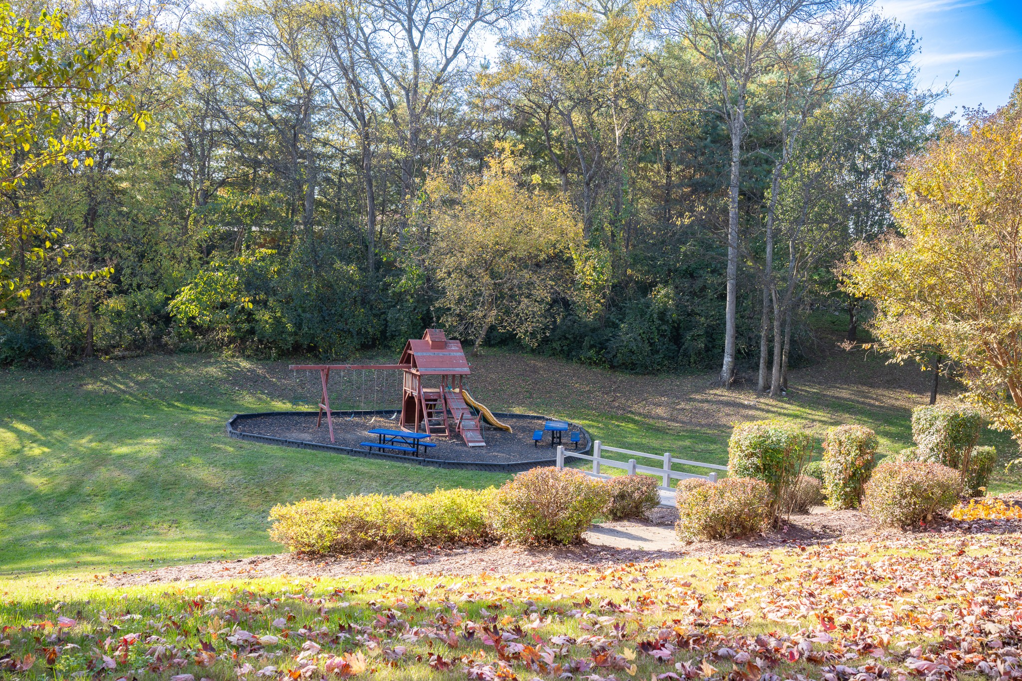 Brentwood, Tennessee, 37027, United States, 3 Bedrooms Bedrooms, ,2 BathroomsBathrooms,Residential,For Sale,1992842