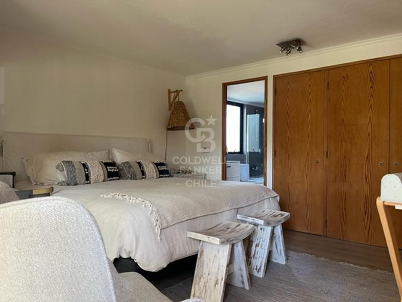 Vitacura, Chile, 4 Bedrooms Bedrooms, ,4 BathroomsBathrooms,Residential,For Sale,1967686