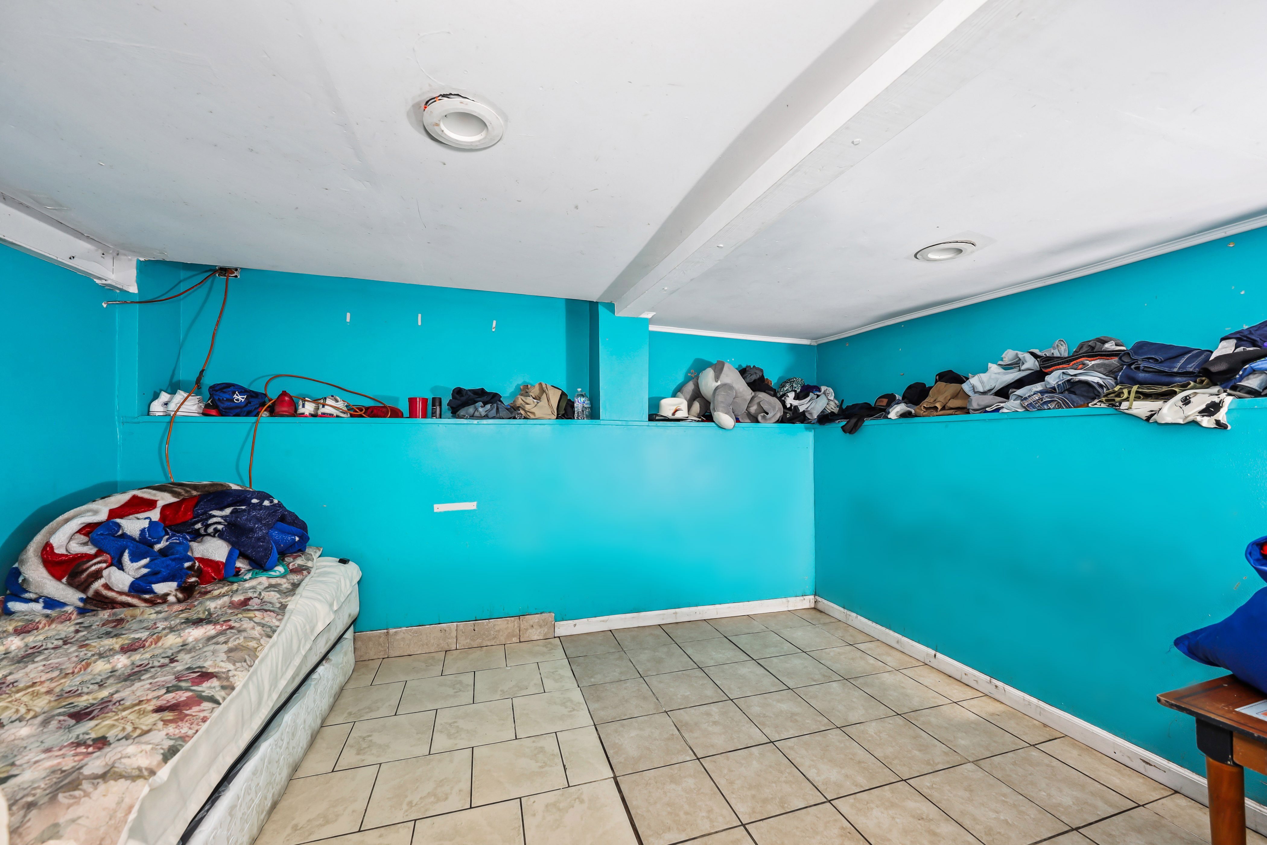 Bridgeport, Connecticut, 06604, United States, 4 Bedrooms Bedrooms, ,2 BathroomsBathrooms,Residential,For Sale,1920661