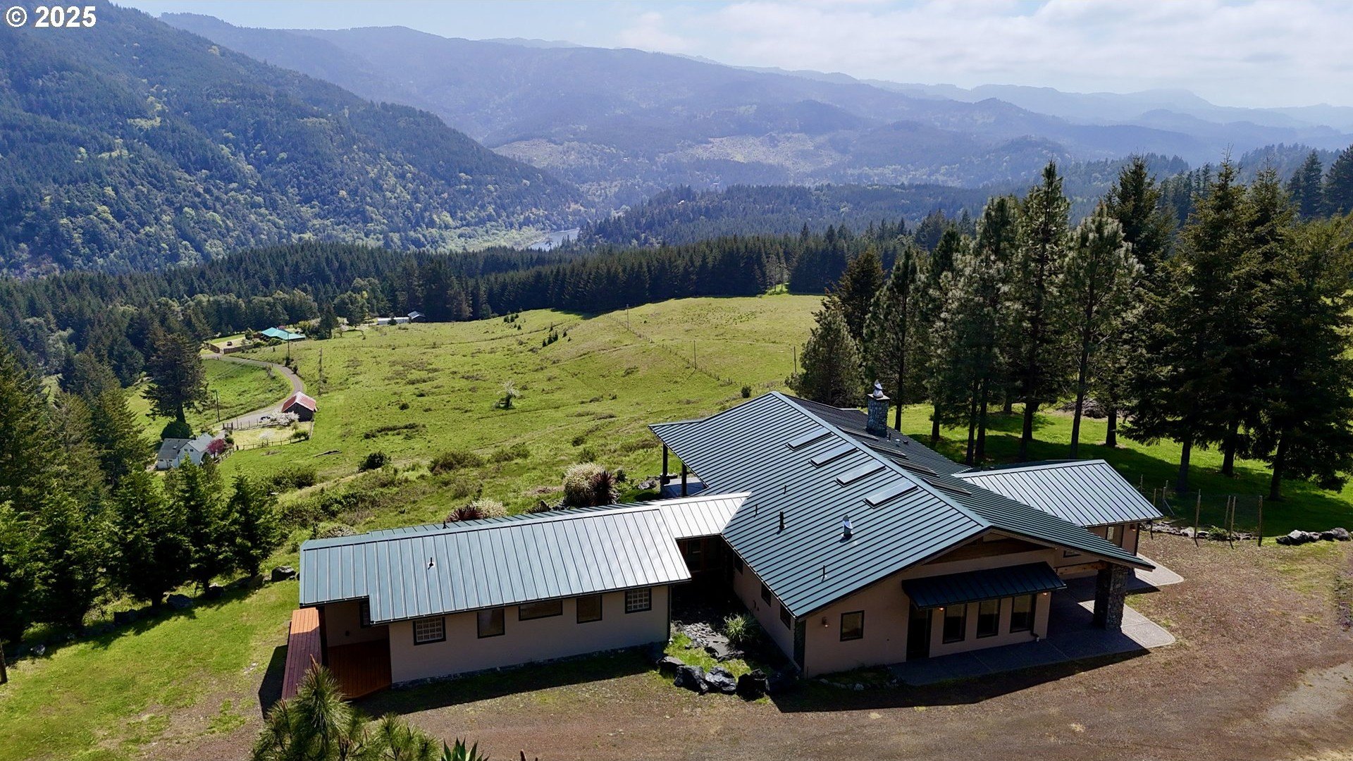 Gold Beach, Oregon, 97444, United States, 2 Bedrooms Bedrooms, ,3 BathroomsBathrooms,Residential,For Sale,1975339
