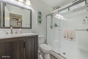 Lancaster, California, 93536, United States, 3 Bedrooms Bedrooms, ,2 BathroomsBathrooms,Residential,For Sale,1940443