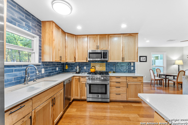 Seguin, Texas, 78155, United States, ,2 BathroomsBathrooms,Residential,For Sale,1983192