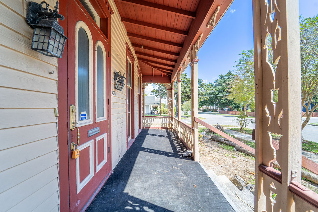 Pensacola, Florida, 32502, United States, 3 Bedrooms Bedrooms, ,2 BathroomsBathrooms,Residential,For Sale,1979545