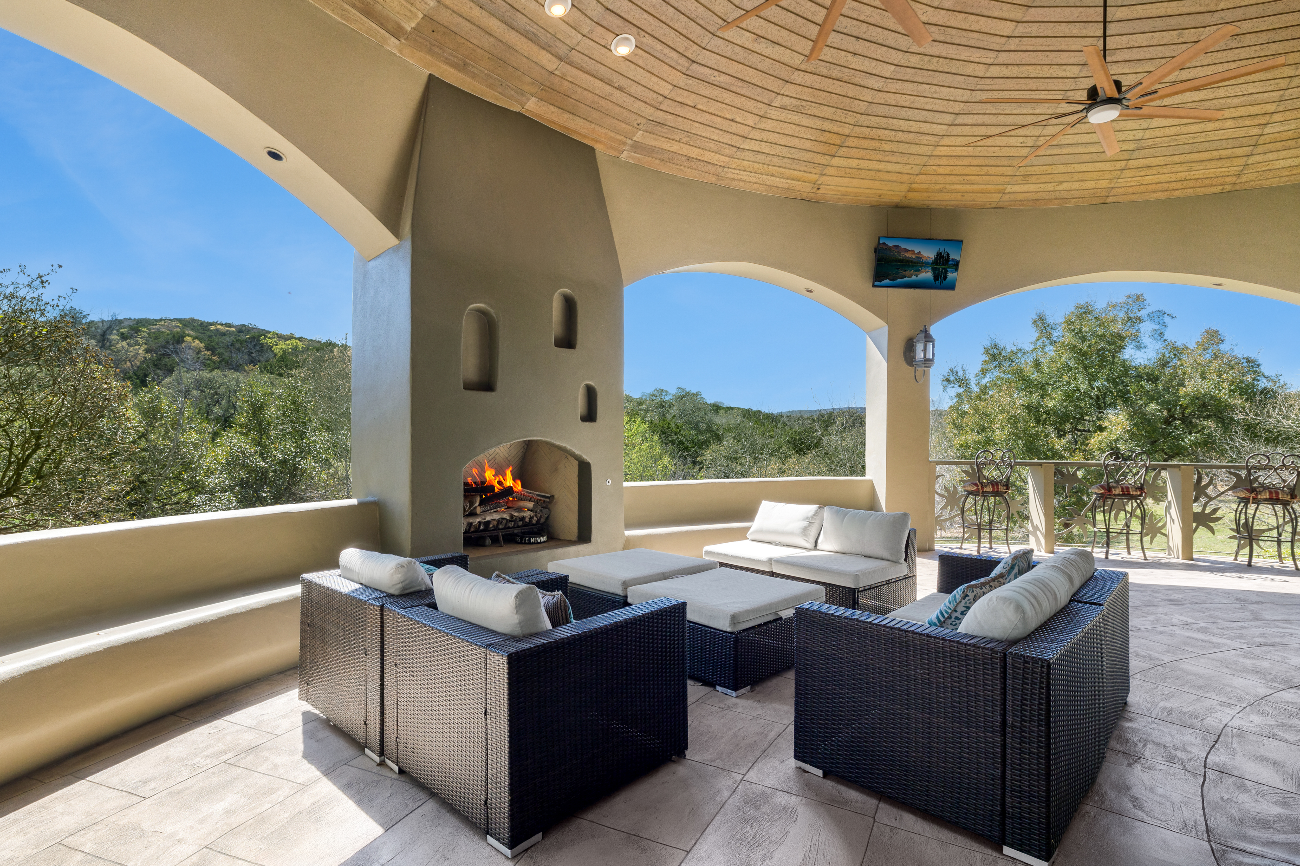  Luxury Living with Unmatched Views - 物件實景