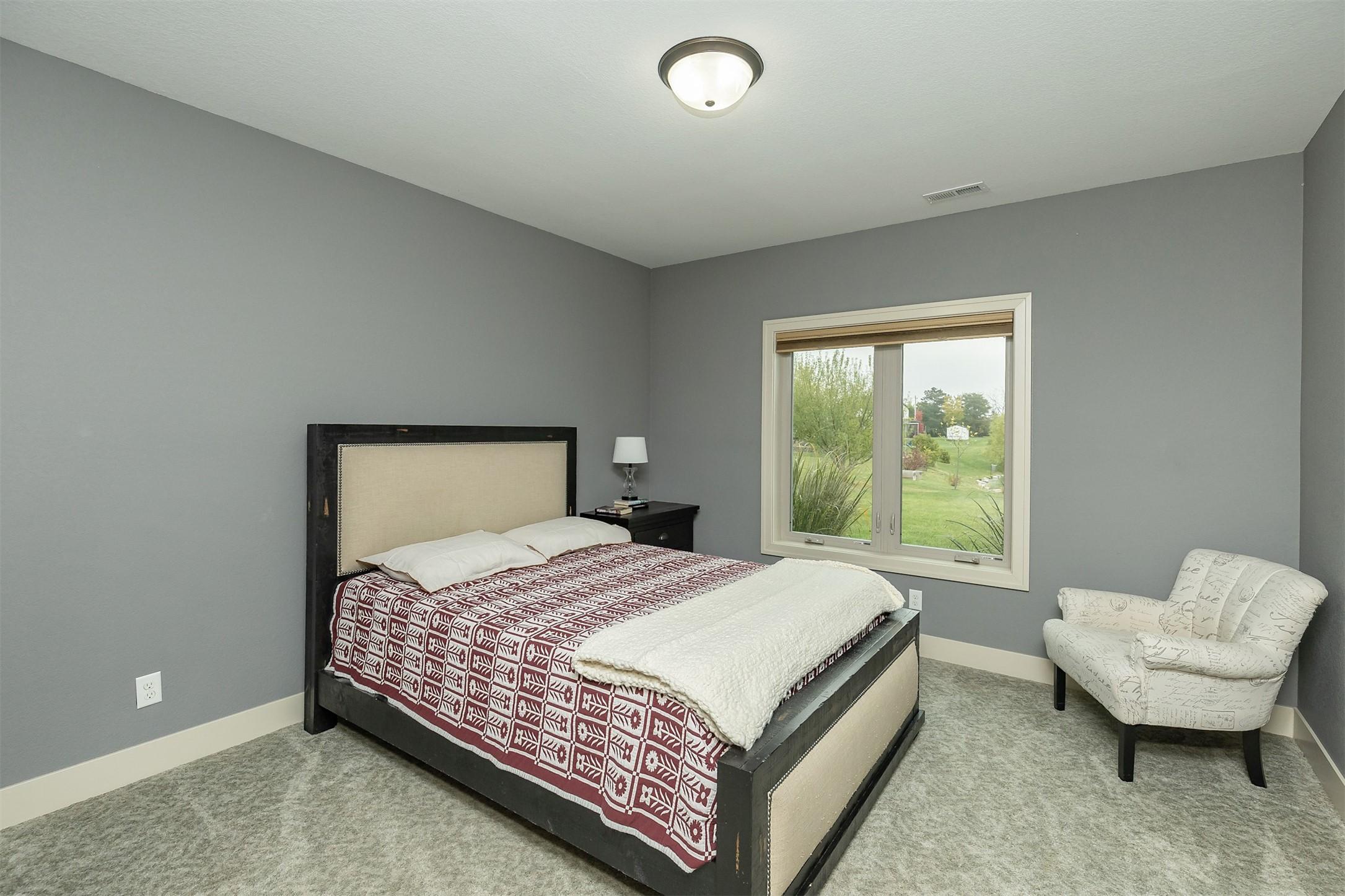 Huxley, Iowa, 50124, United States, 4 Bedrooms Bedrooms, ,3 BathroomsBathrooms,Residential,For Sale,1987061