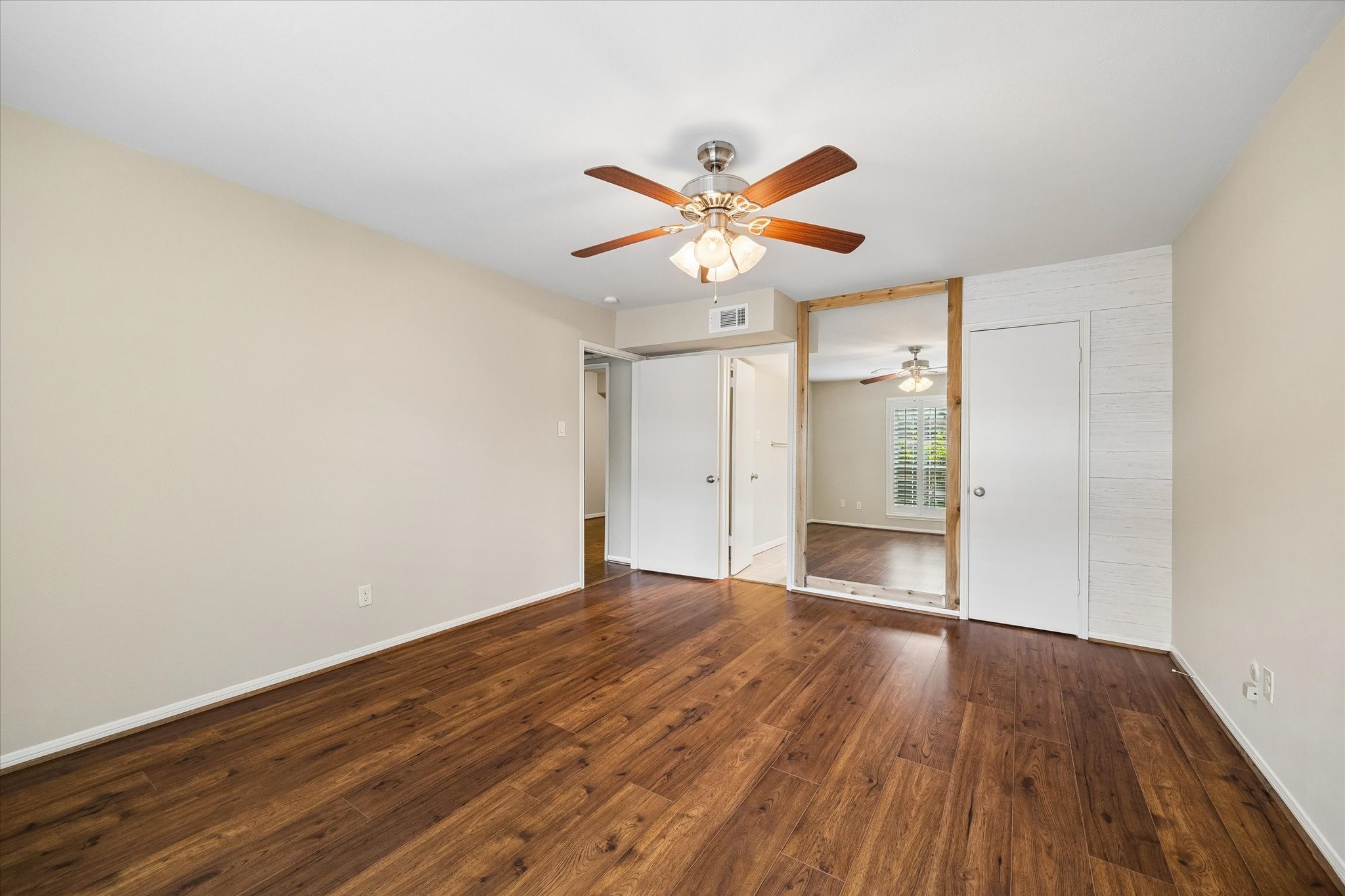  355 N Post Oak Lane #644 - 物件實景