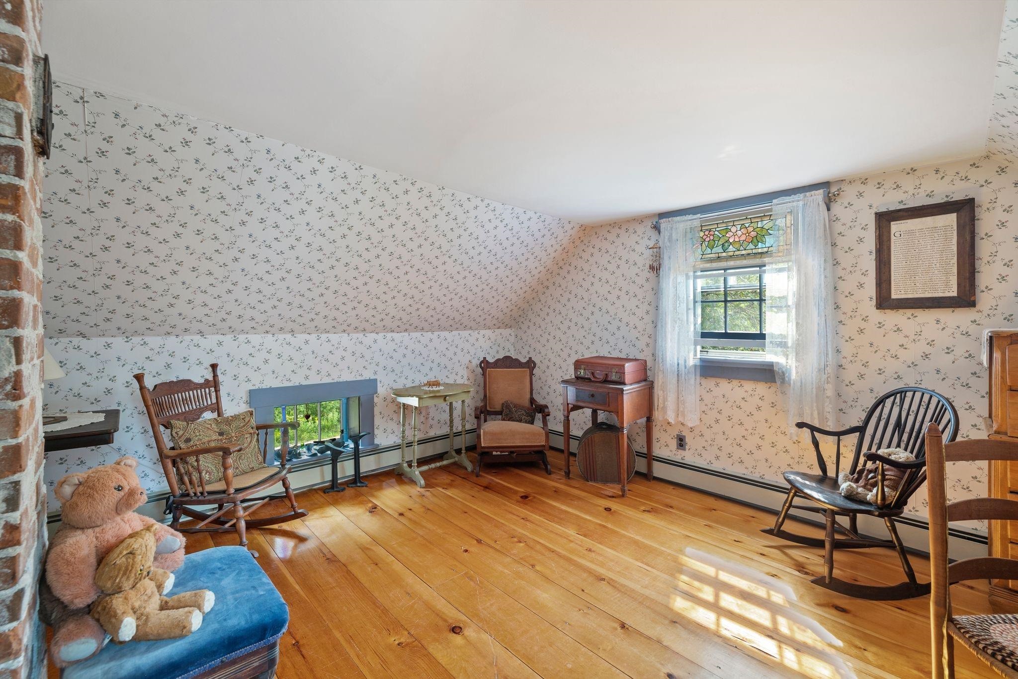Grafton, New Hampshire, 03240, United States, 4 Bedrooms Bedrooms, ,1 BathroomBathrooms,Residential,For Sale,1737414