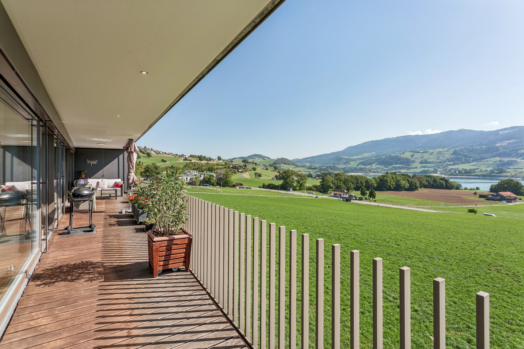  Stunning duplex penthouse with breathtaking views of Lake Gruyère - 物件實景
