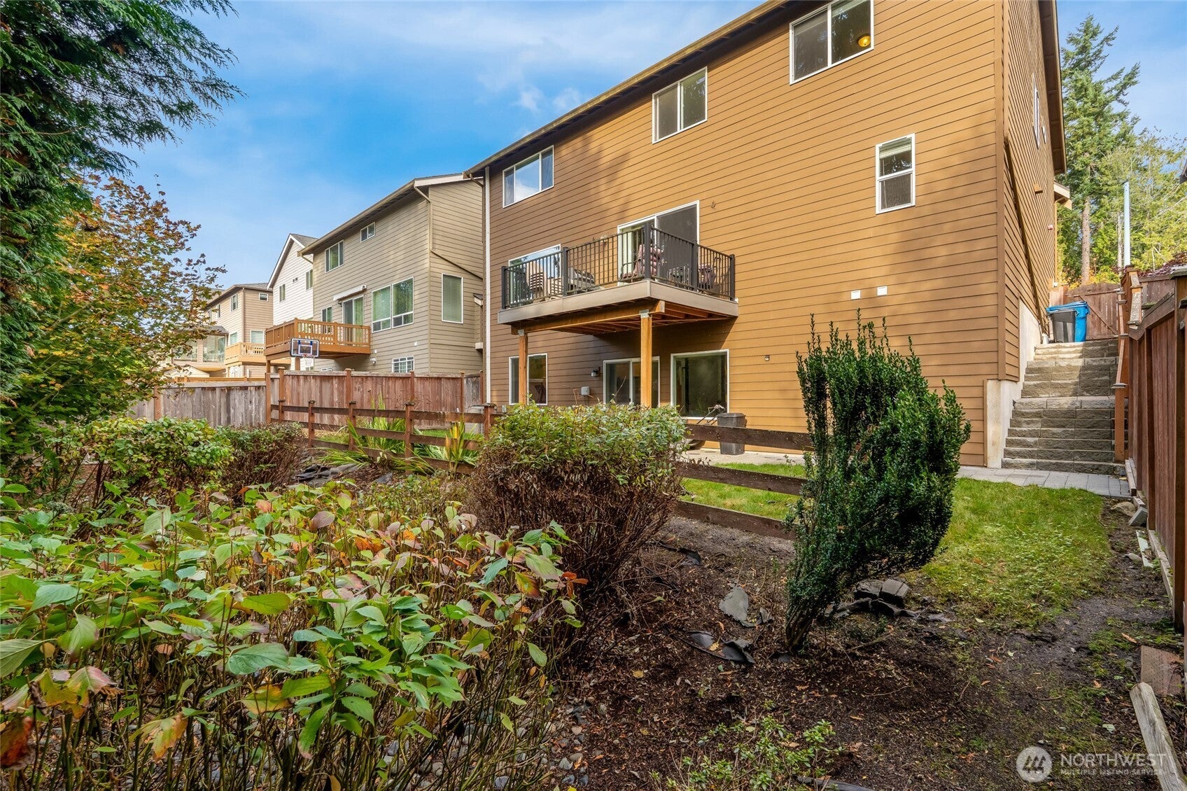 Lynnwood, Washington, 98037, United States, 5 Bedrooms Bedrooms, ,4 BathroomsBathrooms,Residential,For Sale,1979016