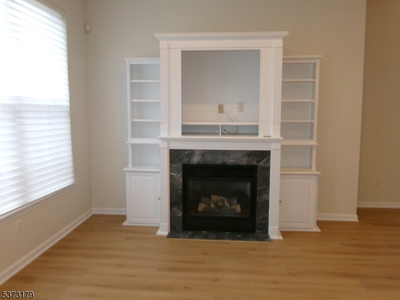 Wayne Twp., New Jersey, 07470, United States, 2 Bedrooms Bedrooms, ,2 BathroomsBathrooms,Residential,For Sale,1970716