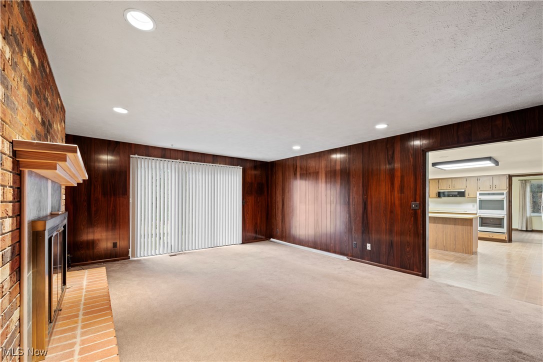 Novelty, Ohio, 44072, United States, 4 Bedrooms Bedrooms, ,3 BathroomsBathrooms,Residential,For Sale,1997729