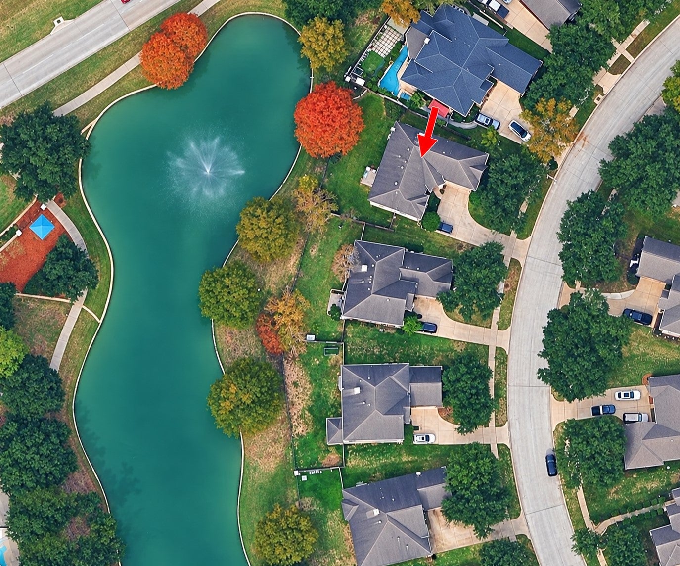 Coldwater Bridge Ln, League City, TX 77573