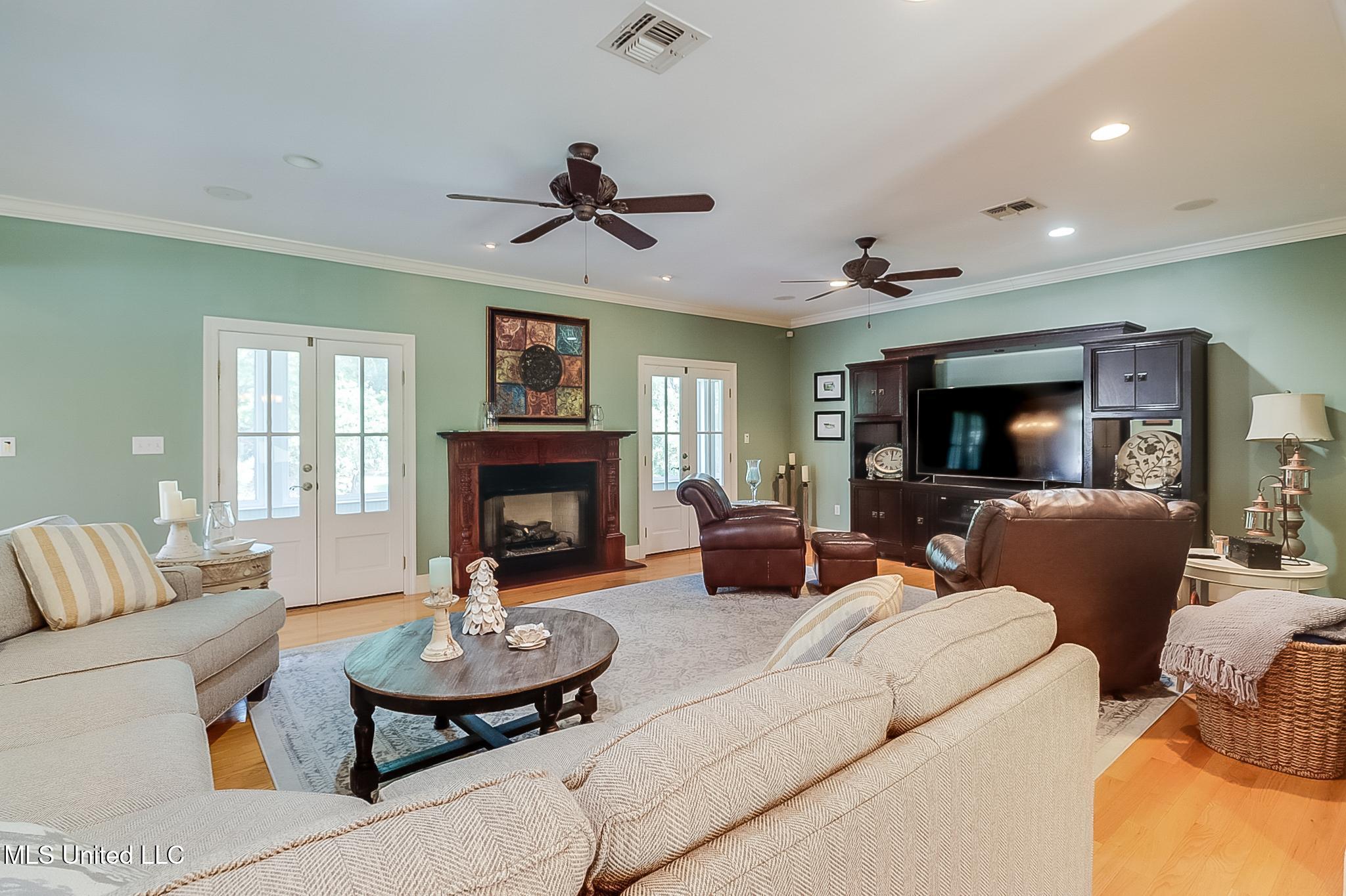 Pass Christian, Mississippi, 39571, United States, 3 Bedrooms Bedrooms, ,2 BathroomsBathrooms,Residential,For Sale,1779691