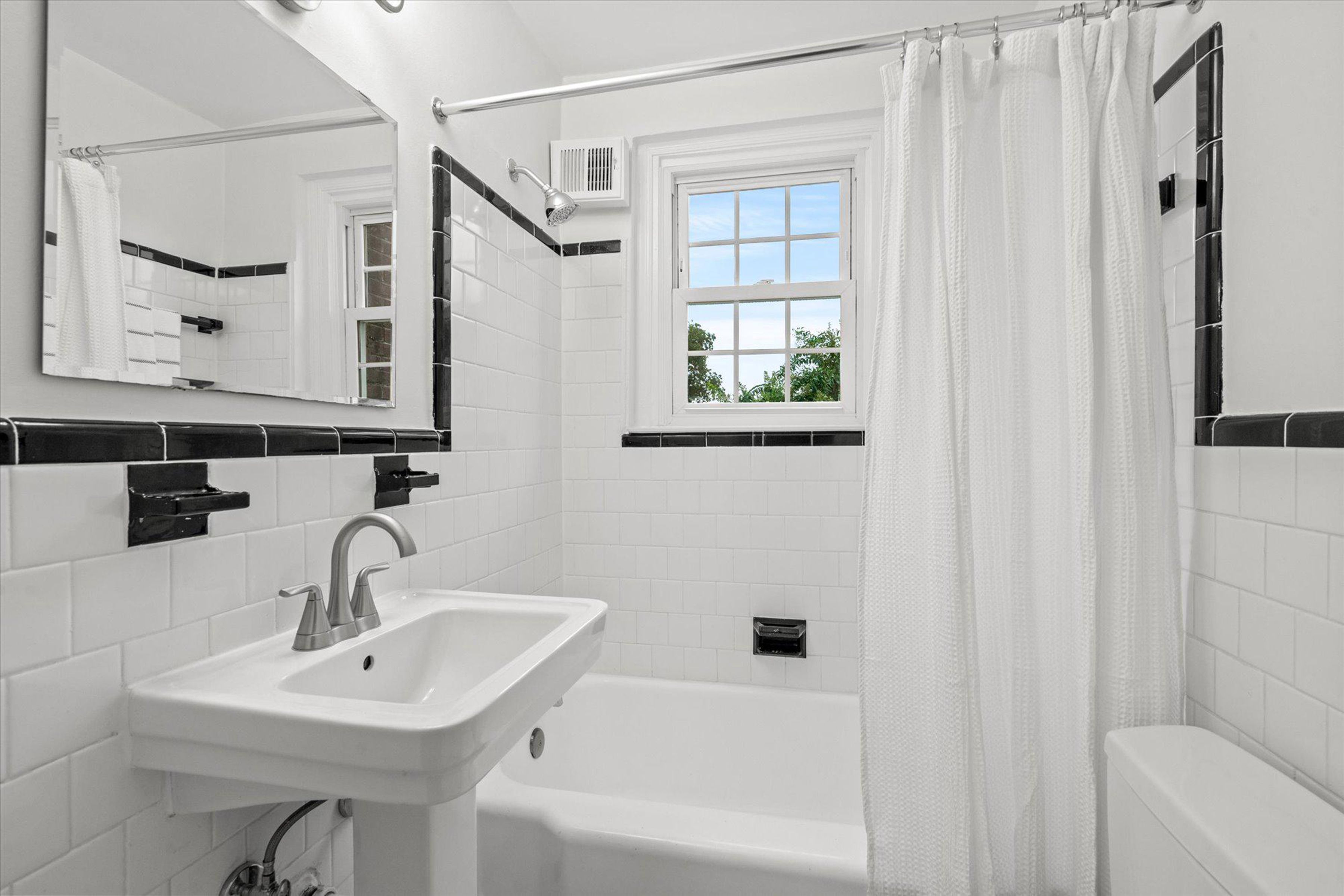 317 Custis Avenue A E, Alexandria, VA, 22301 - 物件實景