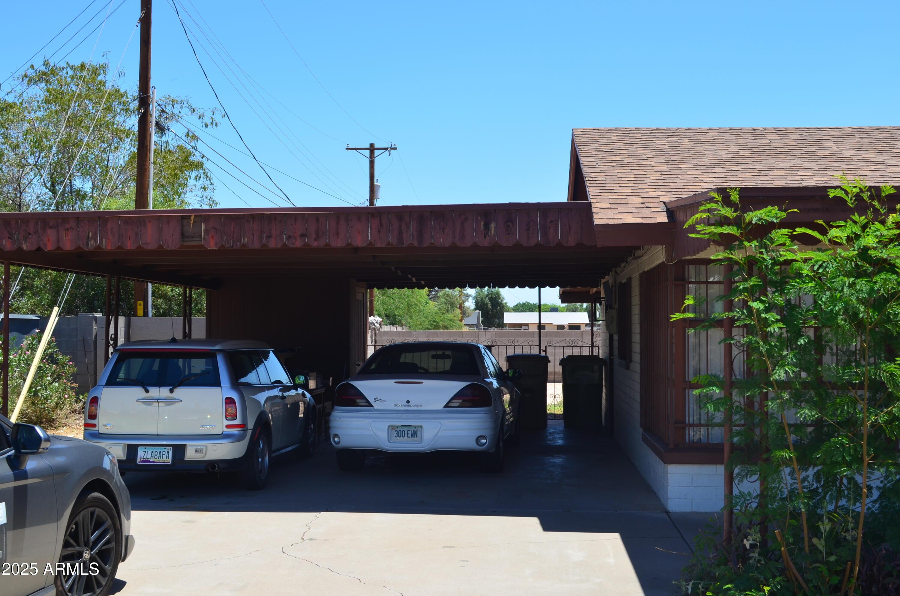 Glendale, Arizona, 85301, United States, 2 Bedrooms Bedrooms, ,1 BathroomBathrooms,Residential,For Sale,1983785