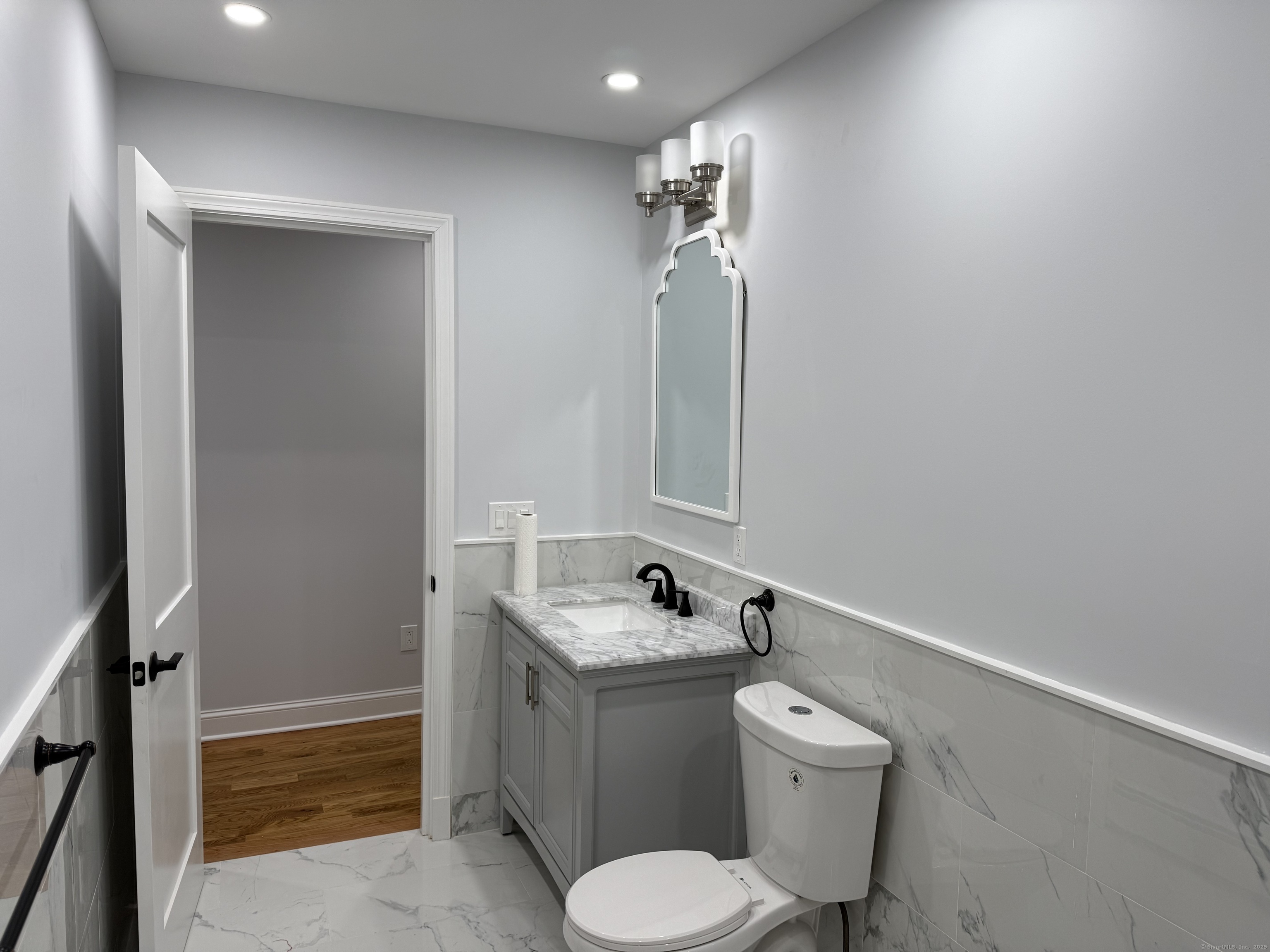 Waterbury, Connecticut, 06704, United States, 12 Bedrooms Bedrooms, ,3 BathroomsBathrooms,Residential,For Sale,1920350