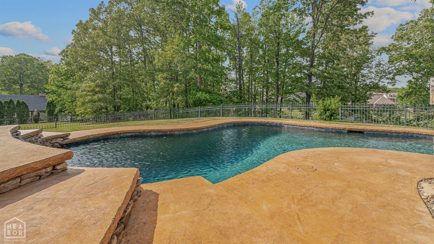 Jonesboro, Arkansas, 72405, United States, 4 Bedrooms Bedrooms, ,4 BathroomsBathrooms,Residential,For Sale,2039868