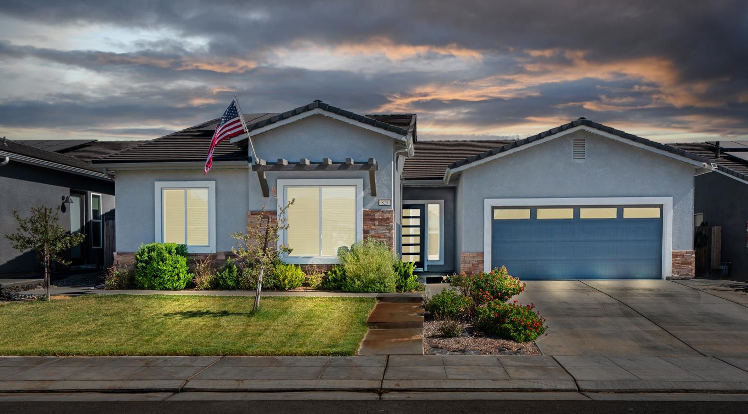 Madera, California, 93636, United States, 4 Bedrooms Bedrooms, ,2 BathroomsBathrooms,Residential,For Sale,1937583
