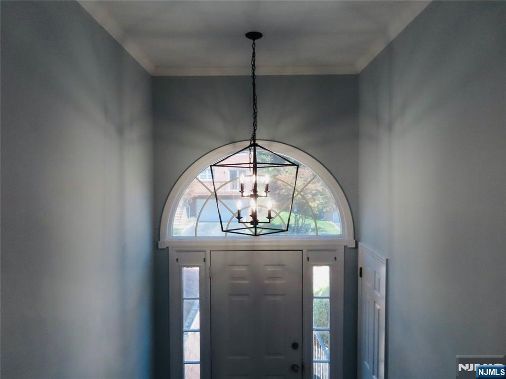 Pompton Lakes, New Jersey, 07442, United States, 3 Bedrooms Bedrooms, ,3 BathroomsBathrooms,Residential,For Sale,1924914