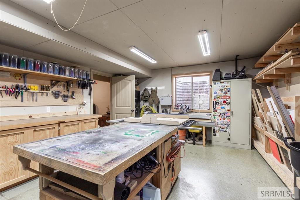 REXBURG, Idaho, 83440, United States, 4 Bedrooms Bedrooms, ,2 BathroomsBathrooms,Residential,For Sale,2007483