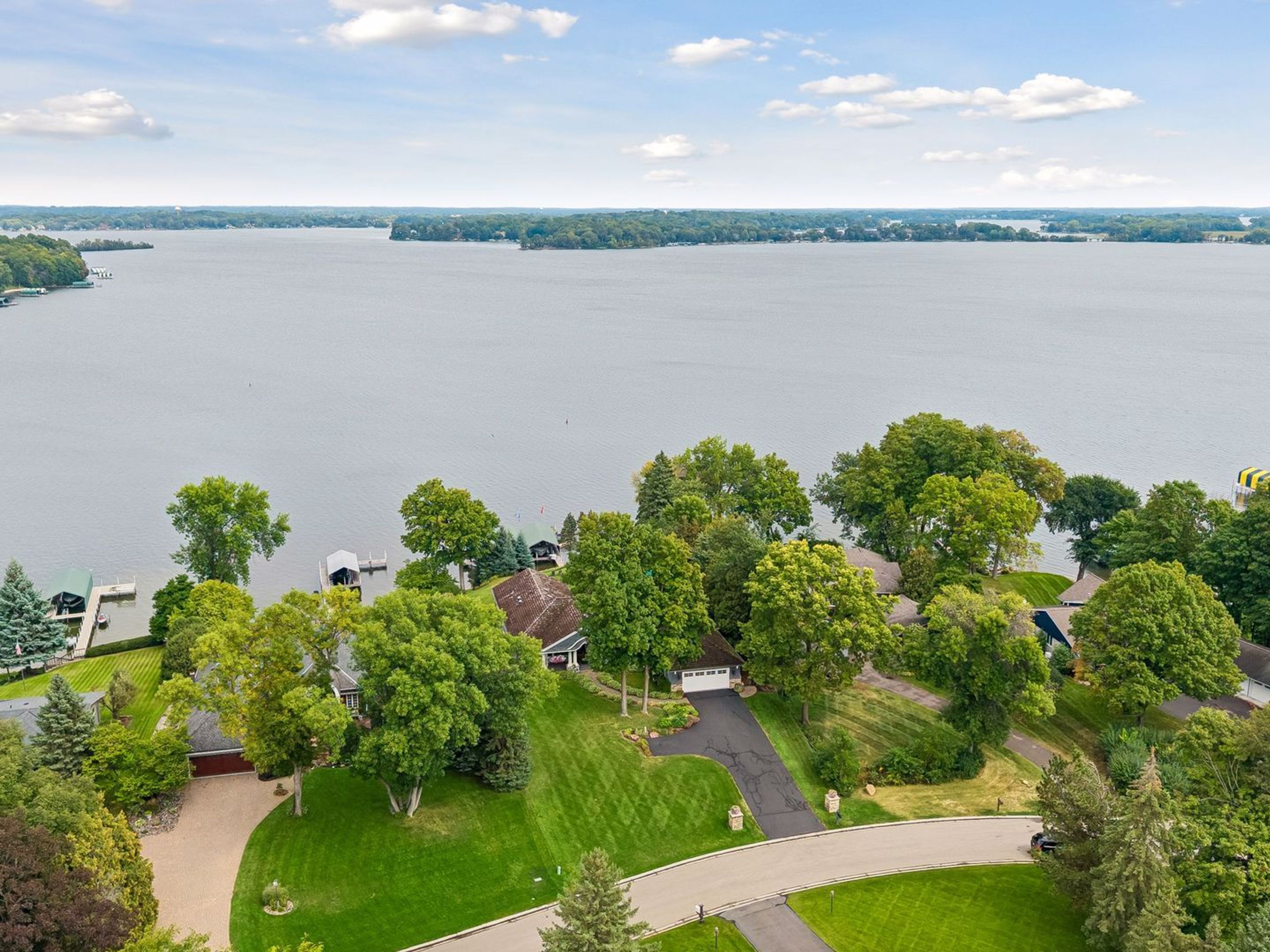  Timeless Luxury Along Lake Minnetonka’s Shoreline - 物件實景