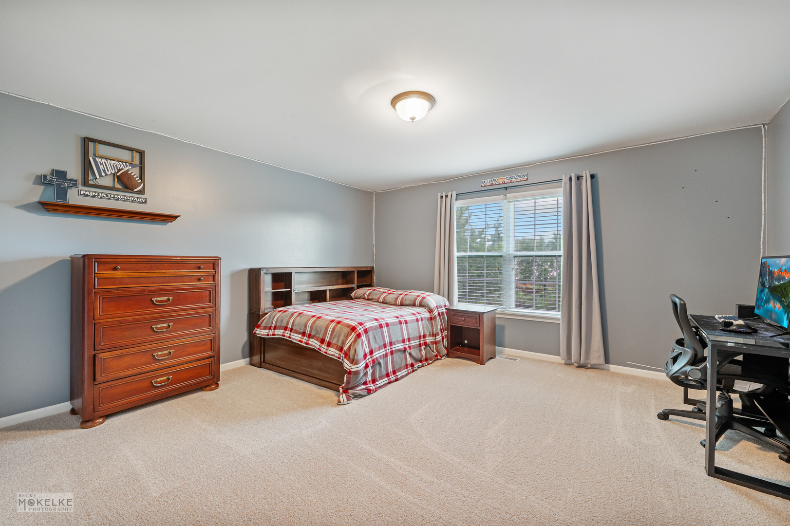 Oswego, Illinois, 60543, United States, 5 Bedrooms Bedrooms, ,3 BathroomsBathrooms,Residential,For Sale,1955340