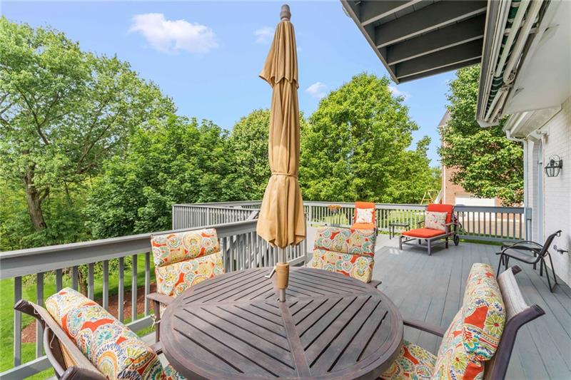 Venetia, Pennsylvania, 15367, United States, 4 Bedrooms Bedrooms, ,5 BathroomsBathrooms,Residential,For Sale,1872304