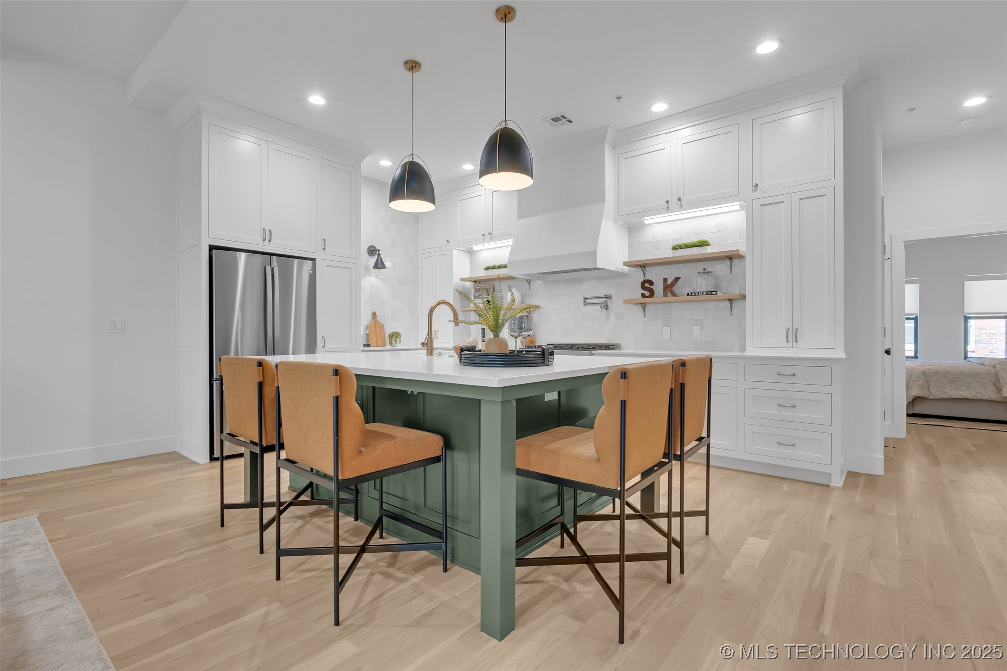 Tulsa, Oklahoma, 74120, United States, 3 Bedrooms Bedrooms, ,3 BathroomsBathrooms,Residential,For Sale,1989379