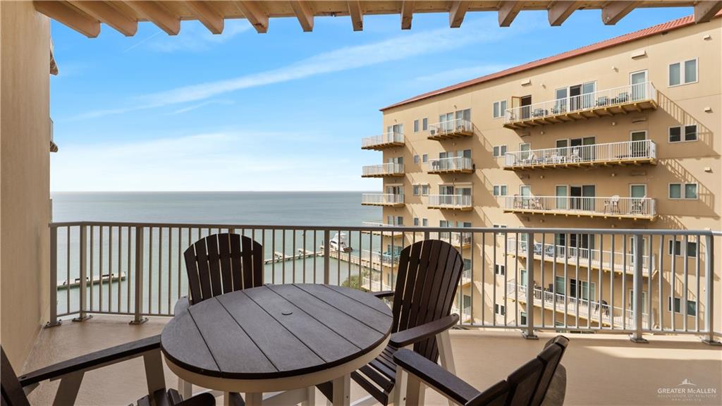 South Padre Island, Texas, 78597, United States, 3 Bedrooms Bedrooms, ,4 BathroomsBathrooms,Residential,For Sale,1731690