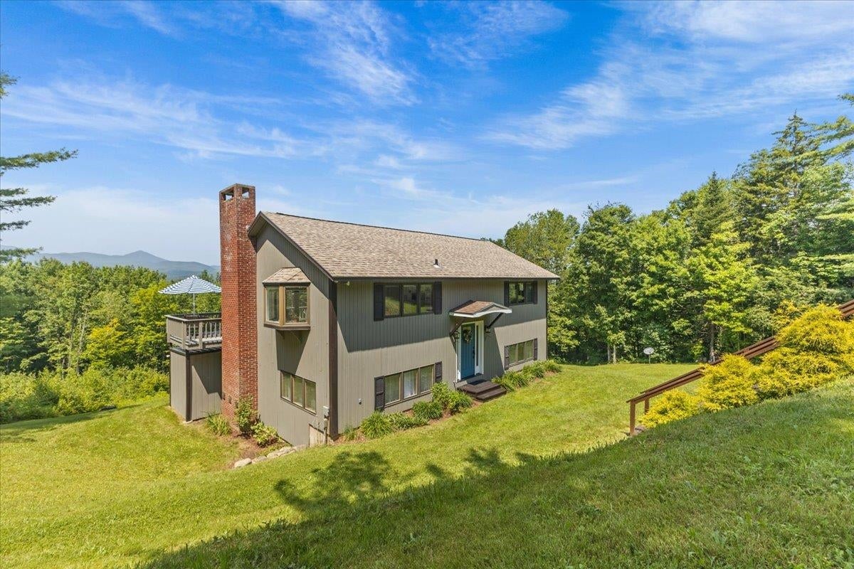 Stowe, Vermont, 05672, United States, 3 Bedrooms Bedrooms, ,2 BathroomsBathrooms,Residential,For Sale,1907047