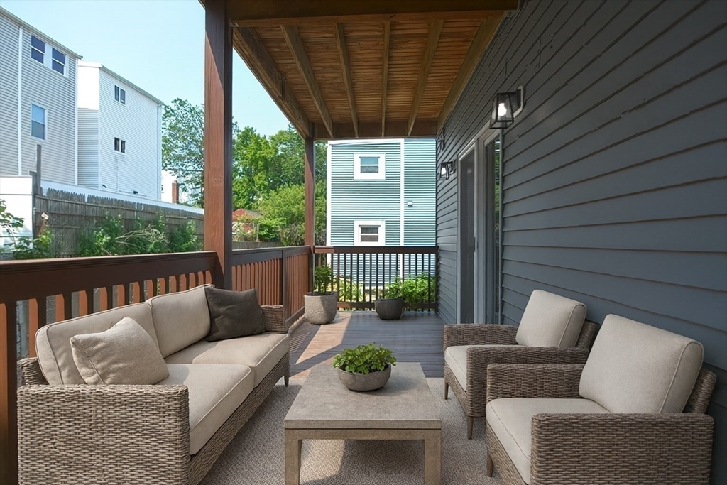 Boston, Massachusetts, 02128, United States, 2 Bedrooms Bedrooms, ,2 BathroomsBathrooms,Residential,For Sale,1964870