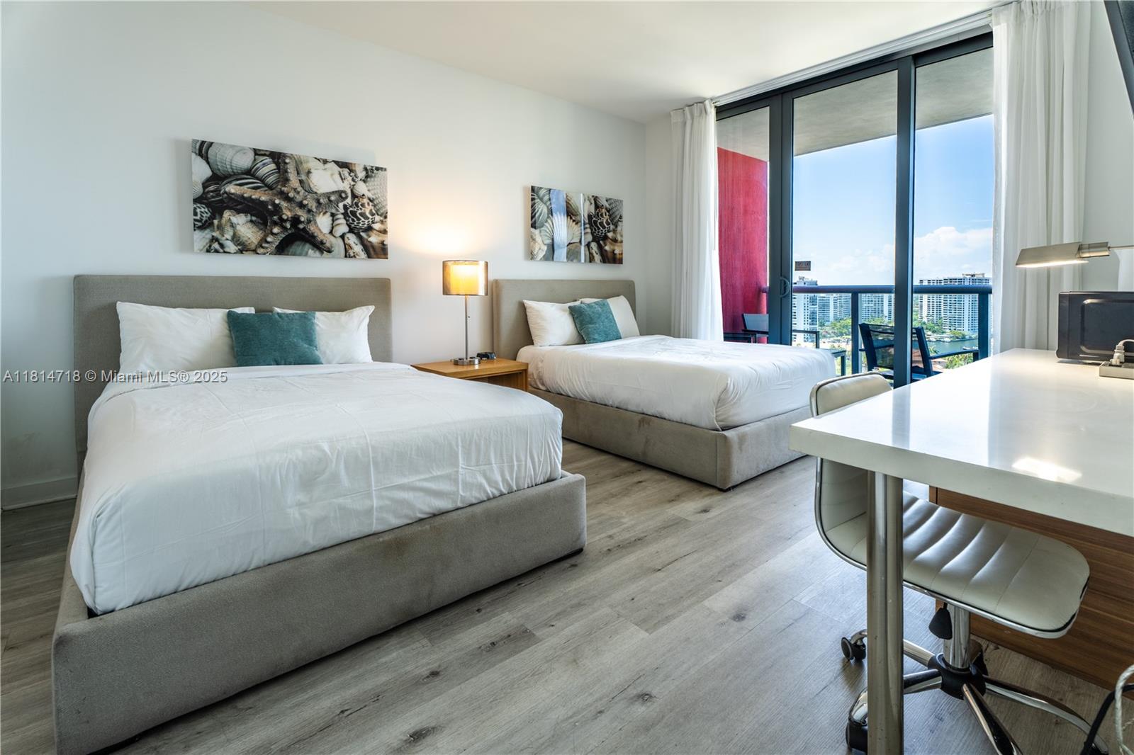Hallandale Beach, Florida, 33009, United States, 2 Bedrooms Bedrooms, ,2 BathroomsBathrooms,Residential,For Sale,1840698