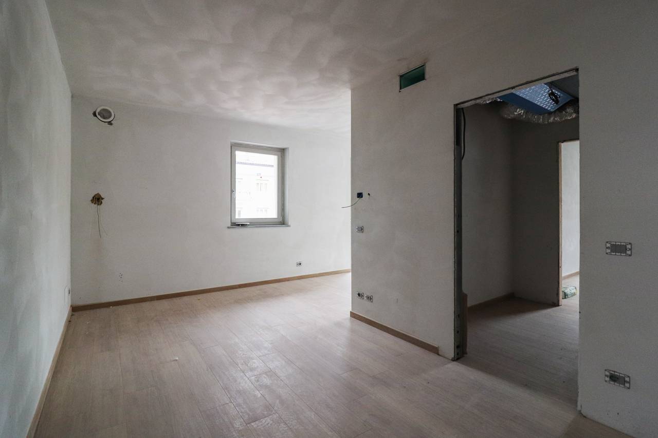 Via Mont?, Monforte d'Alba, Cuneo, 12065, IT, 5 Bedrooms Bedrooms, ,5 BathroomsBathrooms,Residential,For Sale,Via Mont?,1440823