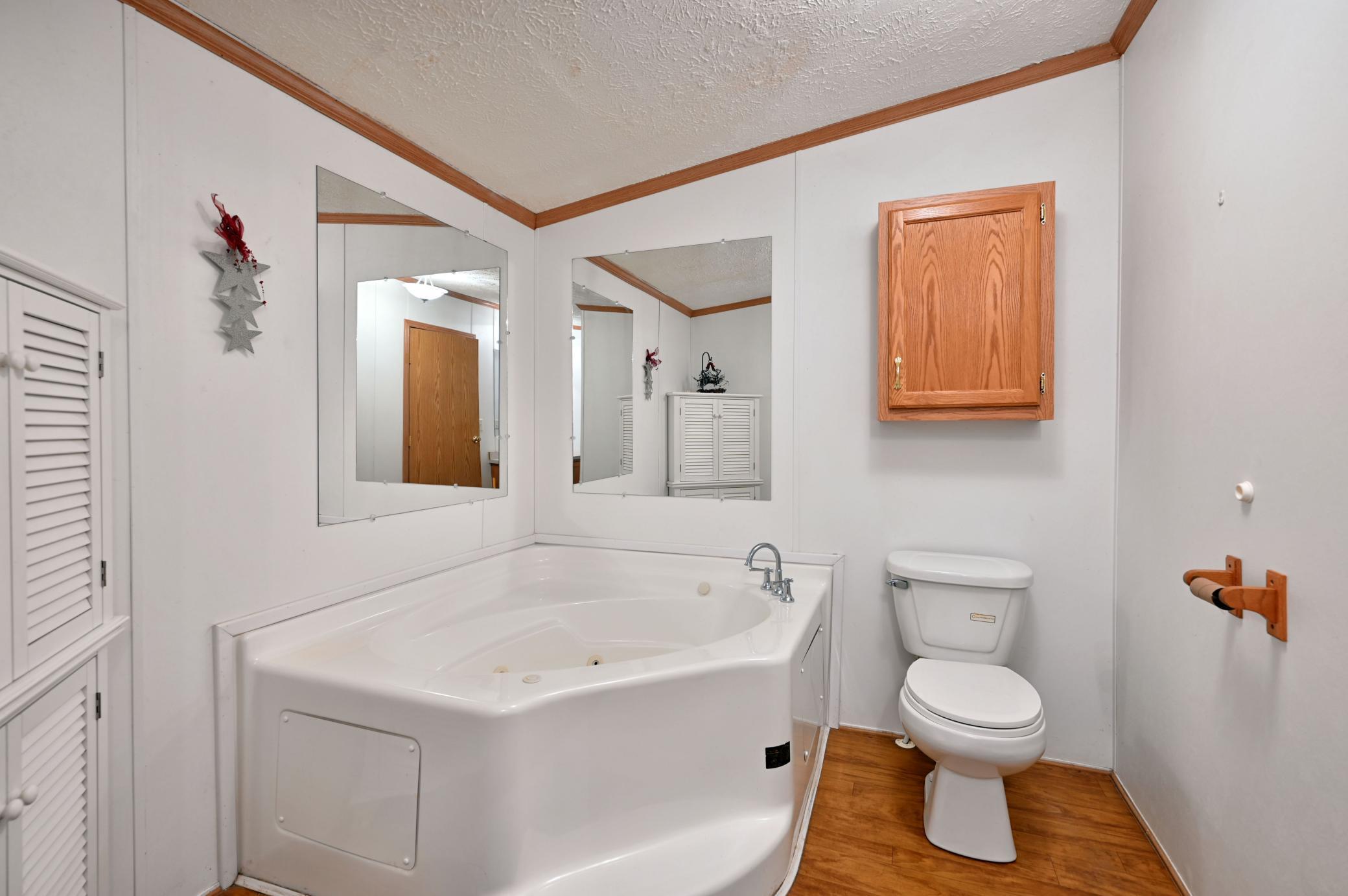 Solon Springs, Wisconsin, 54873, United States, 4 Bedrooms Bedrooms, ,3 BathroomsBathrooms,Residential,For Sale,1868194