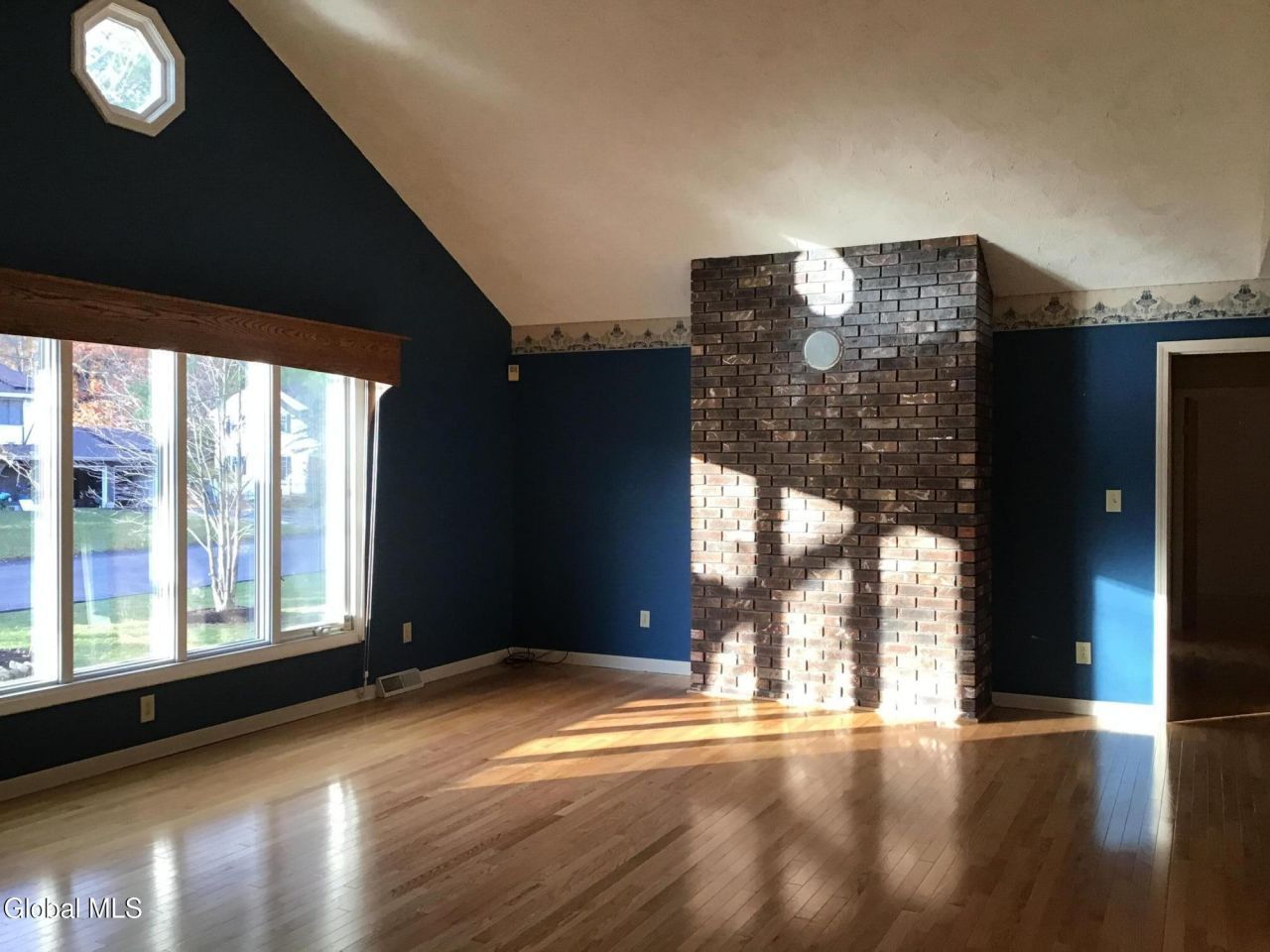 Loudonville, New York, 12211, United States, 4 Bedrooms Bedrooms, ,3 BathroomsBathrooms,Residential,For Sale,1994671