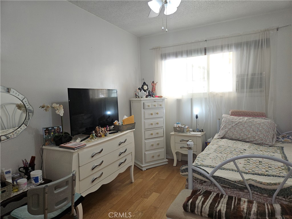Paramount, California, 90723, United States, 2 Bedrooms Bedrooms, ,1 BathroomBathrooms,Residential,For Sale,1918130