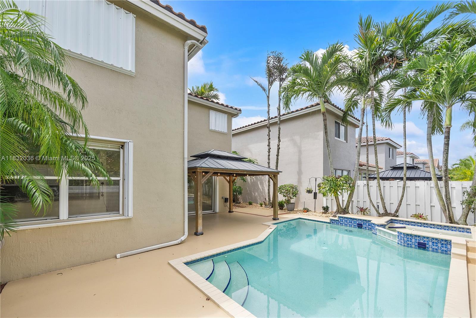 Miami, Florida, 33186, United States, 4 Bedrooms Bedrooms, ,3 BathroomsBathrooms,Residential,For Sale,1882398