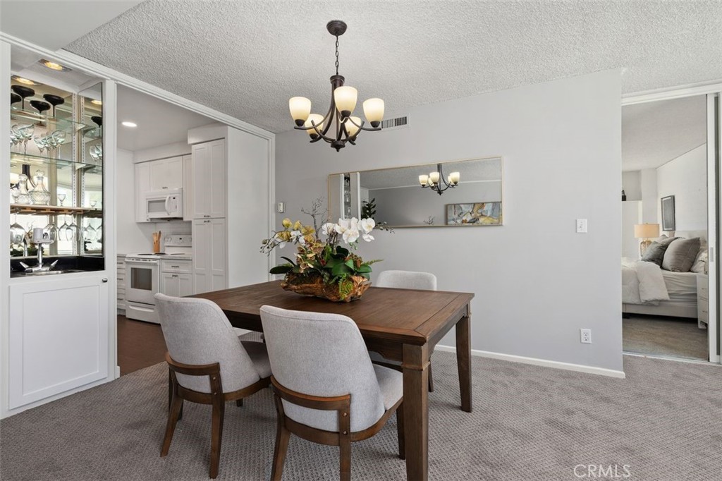 Los Angeles, California, 90024, United States, 2 Bedrooms Bedrooms, ,2 BathroomsBathrooms,Residential,For Sale,1938938